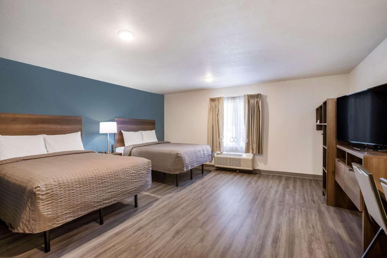 Woodspring Suites Detroit Madison Heights Eksteriør bilde
