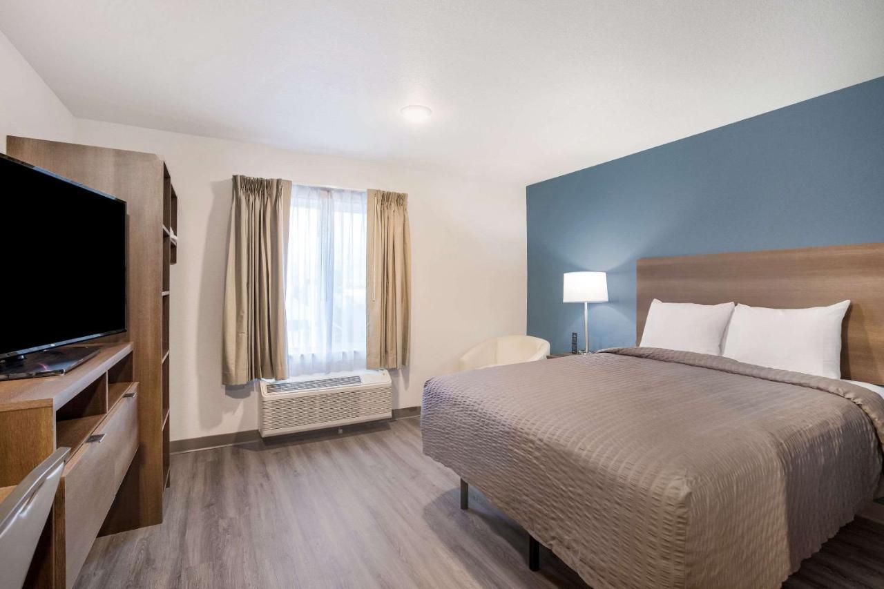 Woodspring Suites Detroit Madison Heights Eksteriør bilde