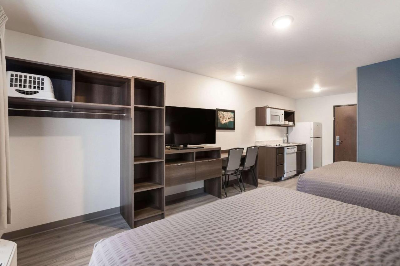 Woodspring Suites Detroit Madison Heights Eksteriør bilde
